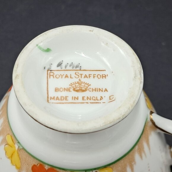 Royal Stafford Tea Cup and Saucer  Fine Bone China England 1950s- 7417 - Picture 4 of 6